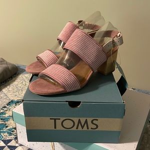 Pink suede heels